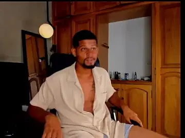 Stripchat Watch Live Sex Cams of yurgaki_21