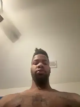 Stripchat Free Porn Cam of curvedicbandit6_2