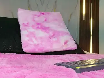 Stripchat Live Sex of mia_099