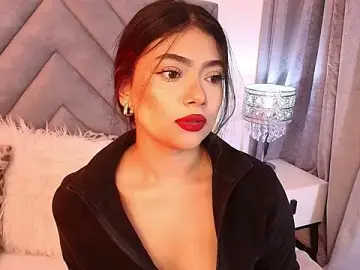 Stripchat Sex Cam of sara_owens7