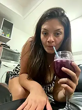 Stripchat Sex Cam of Danielaeliana