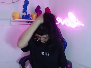 Stripchat Live Sex Cam of cute_hollywood