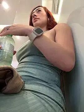 Stripchat Best live sex cam show of ariiel_