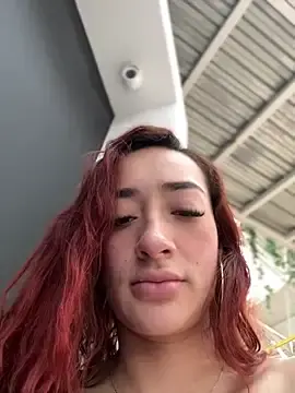 Stripchat Adult Webcam of ariiel_