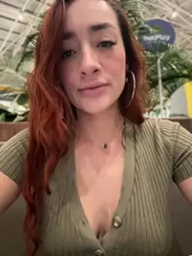 Stripchat Adult Webcams of ariiel_
