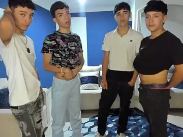 Stripchat Live Sex Cam of the-nigthpasion