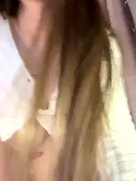 Stripchat Free Porn Cam of Alina_Vibe_Me