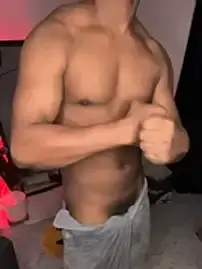 Stripchat Free Porn Cam of DarkMuscleBoyX
