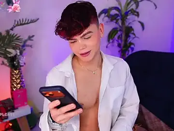 Stripchat Free Porn Cam of PRINCE_STEV