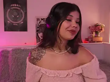 Stripchat Sex Cam of sophieee_art