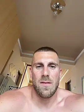 Stripchat Live Sex Cam of trainwithme