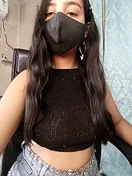 Stripchat Free Porn Cam of Parinaaz18