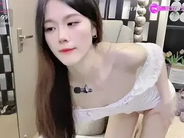 Stripchat Sex Cam of Yueyue-MM