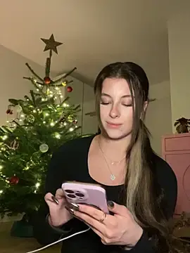 Stripchat Watch Live Sex Cams of Mia-Minou