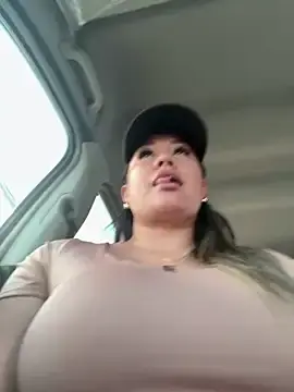 Stripchat Free Porn Cam of ValeryGrey