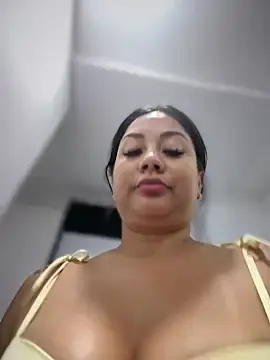 Stripchat Live Sex Cam of ValeryGrey
