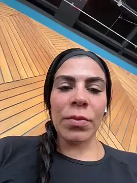 Stripchat Live Sex Cam of valecruz903