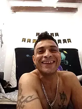 Stripchat Live Sex of yoahotpetrafiery