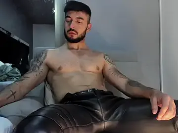 Stripchat Free Porn Cam of MarkWalker__