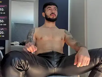 Stripchat Live Sex Cam of MarkWalker__