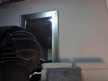 Stripchat Sex Cam of MarkWalker__