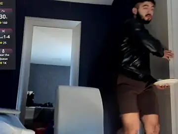 Stripchat Live Sex Cam of MarkWalker__