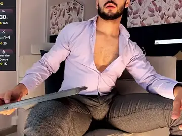 Stripchat Live Sex Cam of MarkWalker__