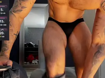 Stripchat Live Sex Cam of MarkWalker__