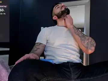 Stripchat Free Porn Cam of MarkWalker__