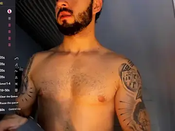 Stripchat Live Sex Cam of MarkWalker__
