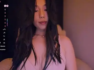 Stripchat Free Live Porn of kimmy_chi_