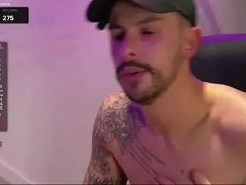 Stripchat Live Sex Cam of monsieurguitsxxx