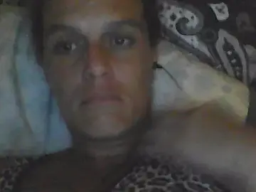 Stripchat Adult Webcam of sarahkat86