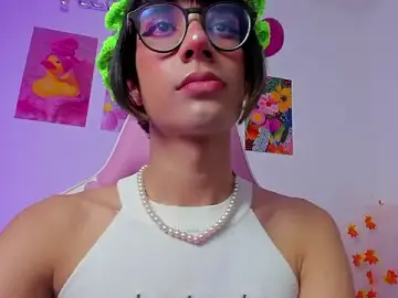 Stripchat Best Webcam of Madeline_21