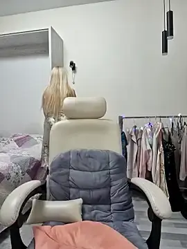 Stripchat Adult Webcam of Monna