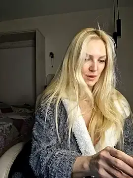 Stripchat Watch Live Sex Cams of Monna