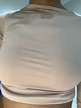 Stripchat Adult Video Chat of magrinha_hot