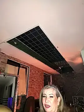 Stripchat Live Sex Cam of _SARAI_DUPONT