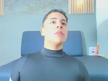 Stripchat Live Sex of Erick_craig