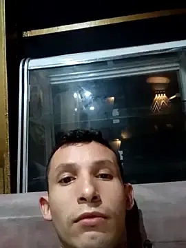 Stripchat Watch Live Sex Cams of Isaak_26