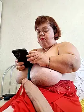 Stripchat Live Sex Cam of MIDGET-TITS
