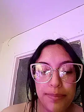 Stripchat Adult Webcam of MiaStarts