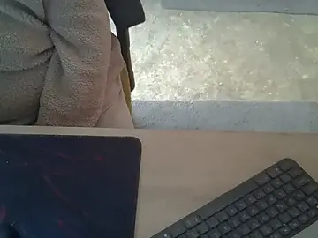 Stripchat Adult Video Chat of Silvia2277