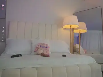 Stripchat Watch Live Sex Cams of Cristall_Bunny