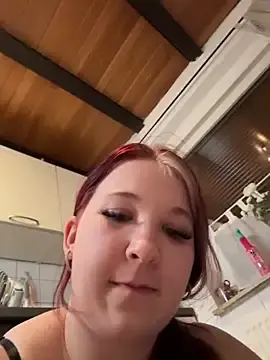 Stripchat Watch Live Sex Cams of LittleChaosQueen