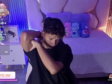 Stripchat Sex Cam of Ette_tay