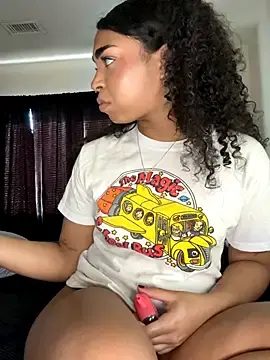 Stripchat Free Porn Cam of azaraxxxamor