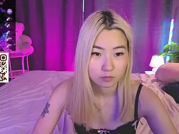 Stripchat Watch Live Sex Cams of Aisi_18