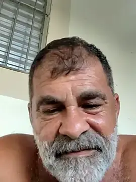 Stripchat Live Sex Cam of Peludo173317