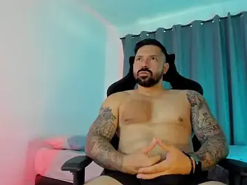 Stripchat Best live sex cam show of Pierre_Vidal